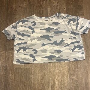 Old Navy Camouflage Crop Tee